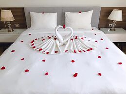 AVA Hotel & Apartment