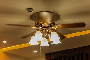 AVA Hotel & Apartment