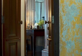 1905 Heritage Corner