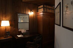 1905 Heritage Corner