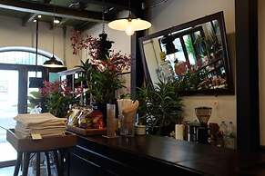 1905 Heritage Corner