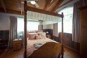 Sanctuary Park Cottages