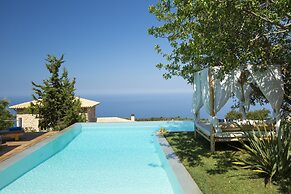 Villa Theoni