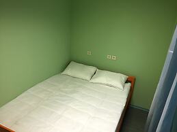 Hostel on Nakhimovsky Prospekt