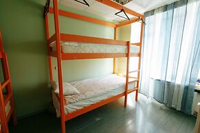 Hostel on Nakhimovsky Prospekt
