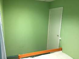 Hostel on Nakhimovsky Prospekt