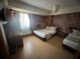 Odunluk Tas Konak Otel