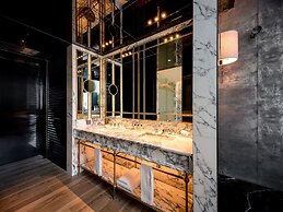 Art Paradiso, Paradise City