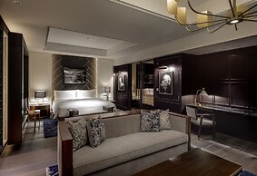 Art Paradiso, Paradise City