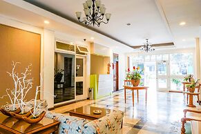 Collection O 1452 Hotel Utari