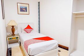 Collection O 1452 Hotel Utari