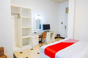 Collection O 1452 Hotel Utari