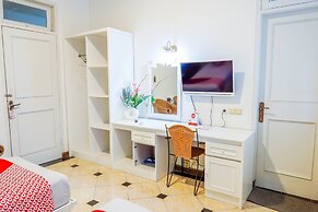 Collection O 1452 Hotel Utari