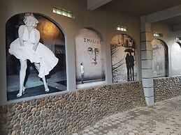 Hotel Alamanda Garut