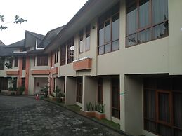 Ahadiat Hotel & Bungalow