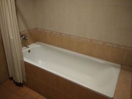 Ahadiat Hotel & Bungalow