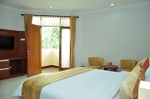 Ahadiat Hotel & Bungalow