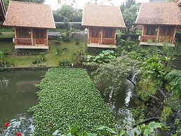 Ahadiat Hotel & Bungalow