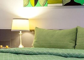 Desert Chill 5 Bedroom Home by RedAwning