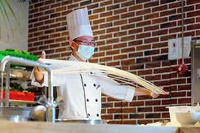 Crowne Plaza Dalian Sports Center by IHG