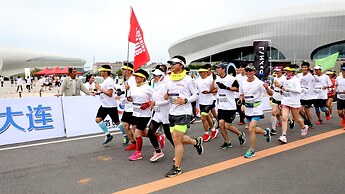 Crowne Plaza Dalian Sports Center by IHG