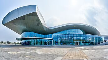 Crowne Plaza Dalian Sports Center by IHG