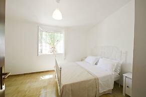 Villa, Trulli e Piscina nel Cuore della Valle d'Itria