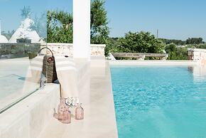 Villa, Trulli e Piscina nel Cuore della Valle d'Itria
