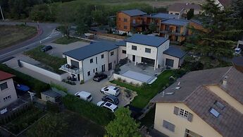 Villa'vi Lyon Est Chambres d'Hôtes