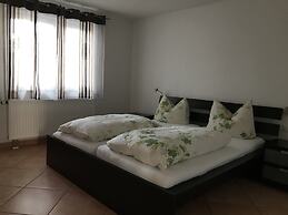 Gästehaus am Bach - Ferienwohnungen