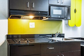 Studio 6 Alexandria, LA