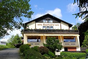 Hotel Gassbachtal & Nibelungen Café