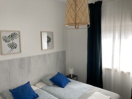 Surfer's Den Ericeira