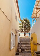 Surfer's Den Ericeira