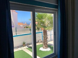 Surfer's Den Ericeira