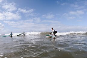 Surfer's Den Ericeira