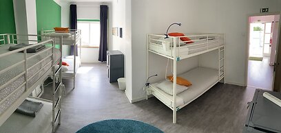 Surfer's Den Ericeira