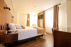 Hotel Mitru Sur