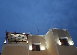 Santorini Family Apartments