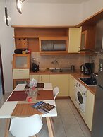 Santorini Family Apartments