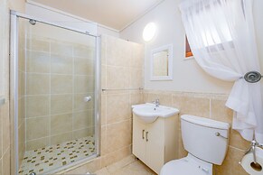 San Lameer Villa Rentals 10414/5