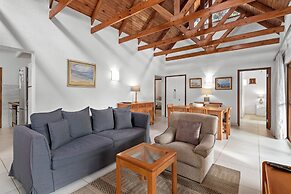 San Lameer Villa Rentals  2707