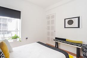 Black & White Apartment