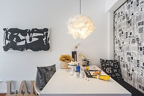 Black & White Apartment