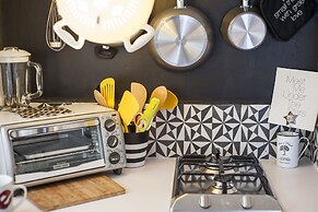 Black & White Apartment