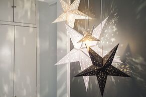 Black & White Apartment