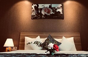 DaNang Moon Villa & Apartment