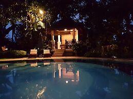 Gunung Paradis Retreat