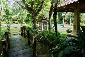 Gunung Paradis Retreat