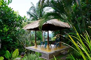 Gunung Paradis Retreat
